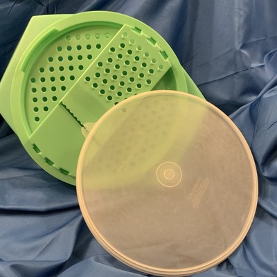 Vintage Tupperware Jadeite Cheese Grater Slicer 786-3 With Lid & Colander Green