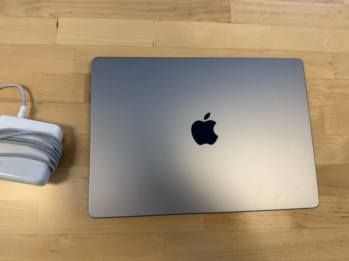 MacBook Pro M1 Max 14インチ/64GB/1TB/USKB Amazon.com: Apple 2021 MacBook Pro with Apple M1 Max Chip