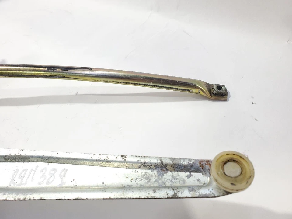 Regulador de ventana derecha Conquest Chrysler 1985 1989 fabricante de equipos originales con rodillo de poste guía Foto 4 de 4