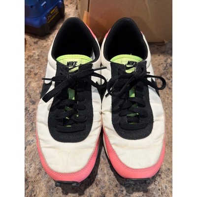 Nike Waffle Trainer 2 Womens 8 White Hyper Pink Orange DJ5996-101 Sneakers