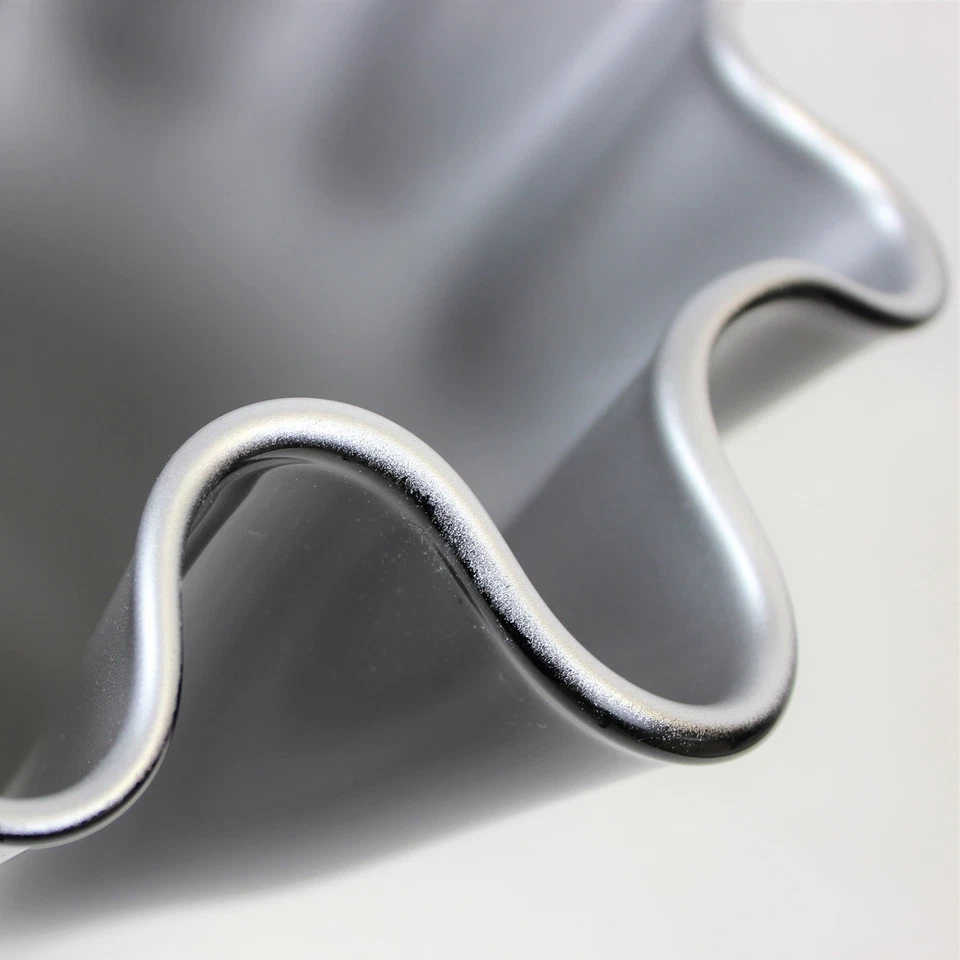 Vase Glas gewellt schwarz silber Glasvase Blumenvase mundgeblasen Tischvase - Bild 3 von 4