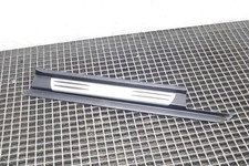 MERCEDES-BENZ SLK R171 Schwellerzierleiste vorne rechts 1716800235 33482776