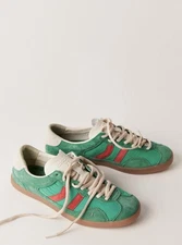 NIB $120 COOLWAY Kizuna Sneaker US 9