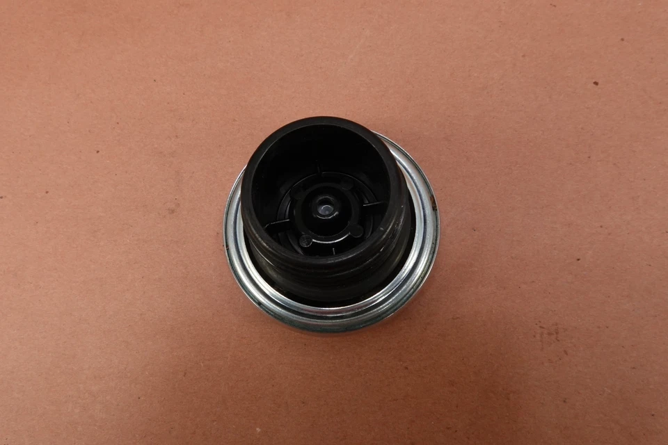 Крышка топливного бака 2011-2015 Harley-Davidson Forty Eight XL1200X XL1200 - Изображение 4 из 4