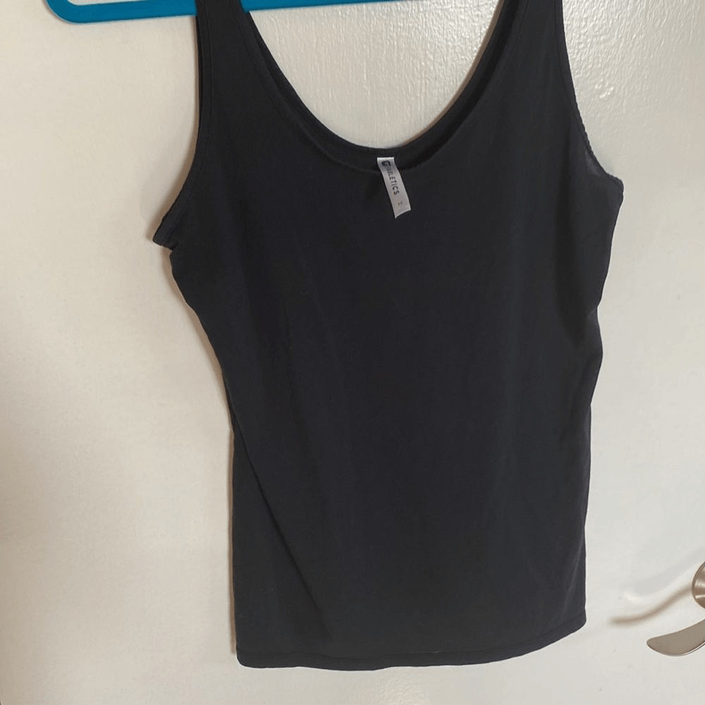 Fabletics black basic tank- size medium - image 3