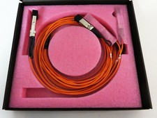 FINISAR FCBN510QE2C03 20 4 , 38 Position QSFP , SFP 4 Plug to Plug 4 9.84'