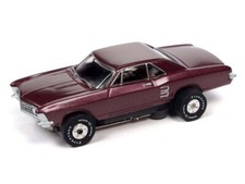 AUTO WORLD THUNDERJET SC390 1963 Buick Riviera Burgundy SLOT CAR