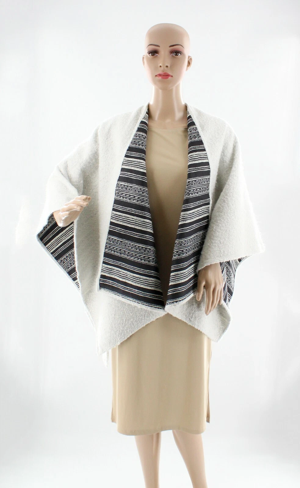 New BCBGMAXAZRIA Womens Reversible Open Front Poncho Ruana Topper Nwt #R161