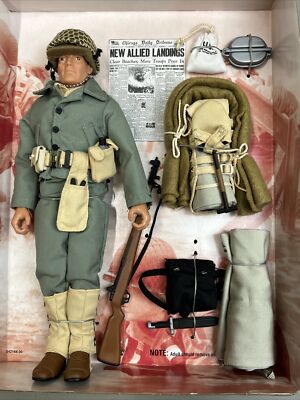 NEW* Vintage G.I. Joe Classic Collection D-Day Salute NEW* Vintage G.I. Joe Classic Collection D-Day Salute
