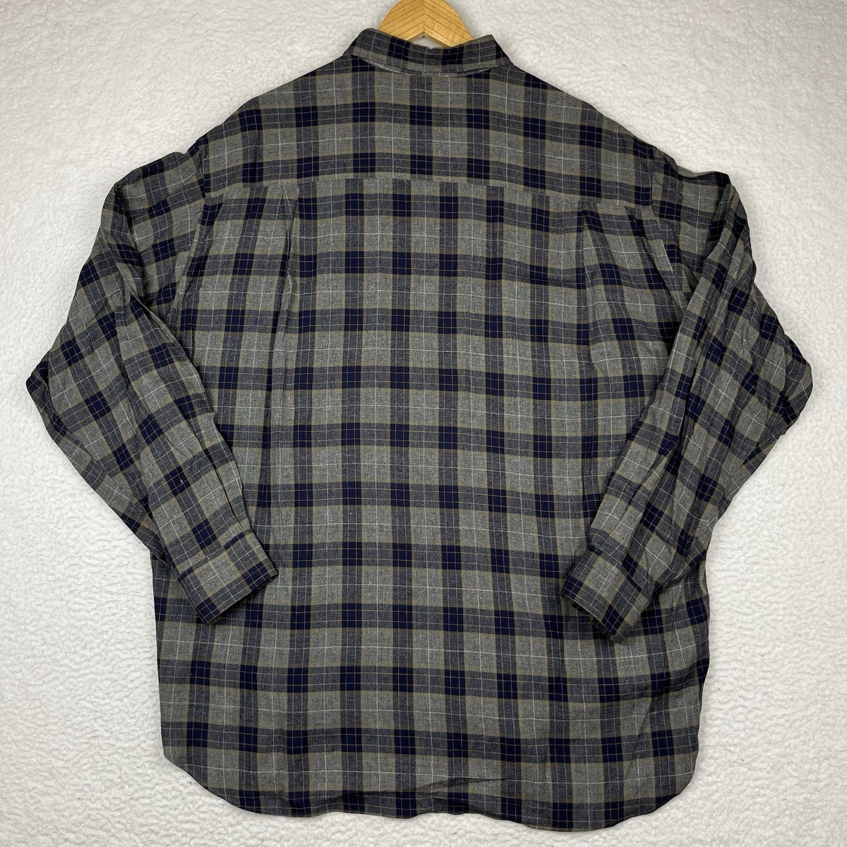 Vintage Giorgio Armani Le Collezioni Gray Button Shirt Rayon Large