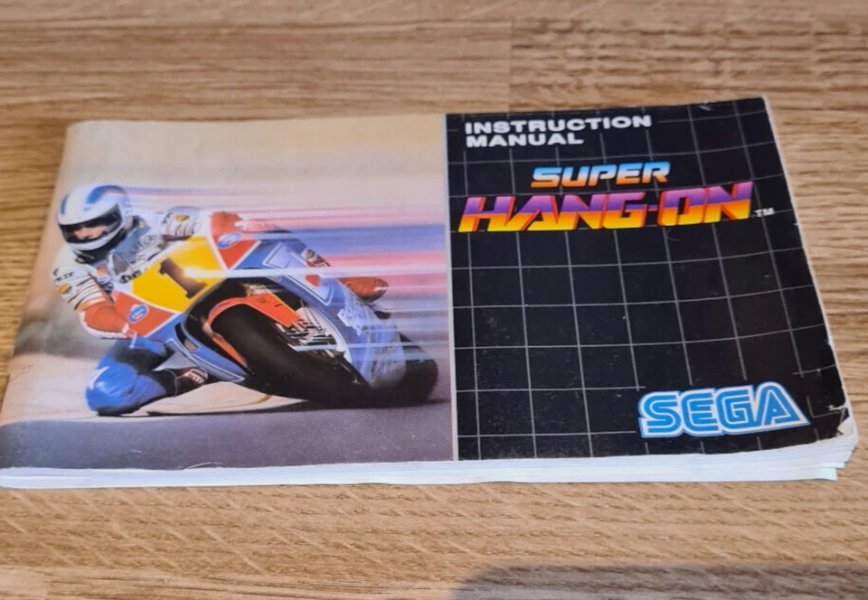 4 x Sega Mega Drive Manuals World Cup Italia 90 Columns Super Hang-On Monaco GP - Image 2 of 4