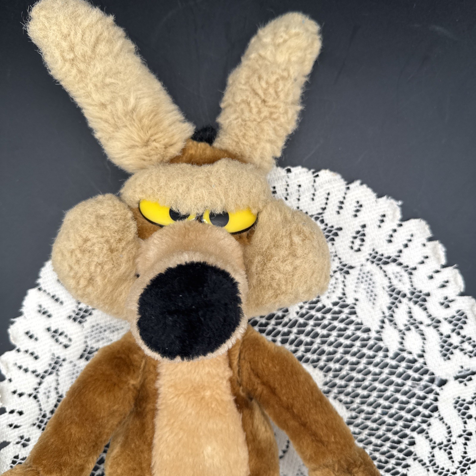 1993 Vtg 24K WILE E. COYOTE Stuffed Plush Mighty Star Warner Bros 12in" *READ*