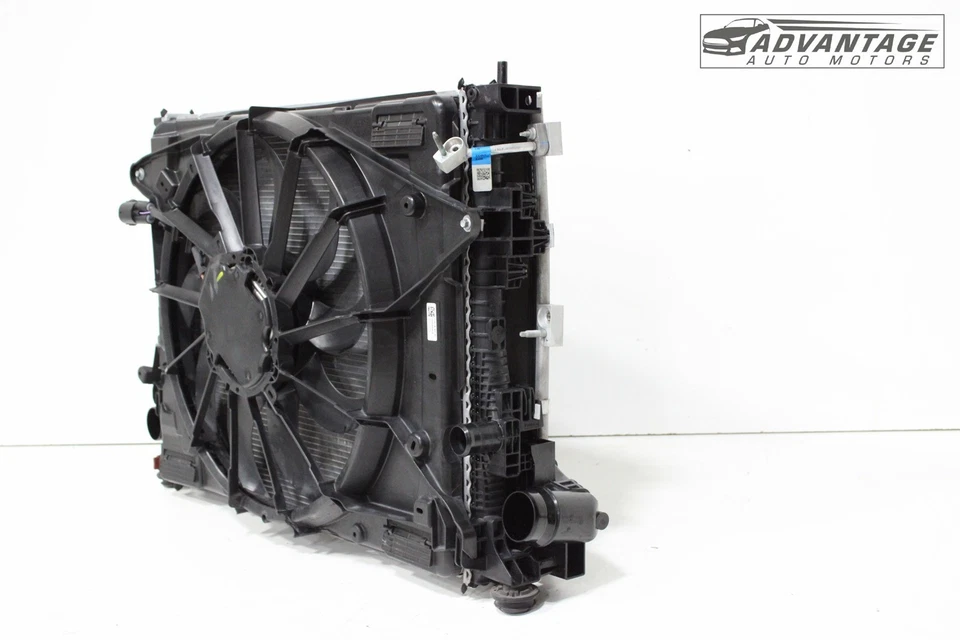 Lincoln Corsair 2020-2022 2,0 L L4 radiador intercooler condensador ventilador de refrigeración OEM Foto 4 de 4