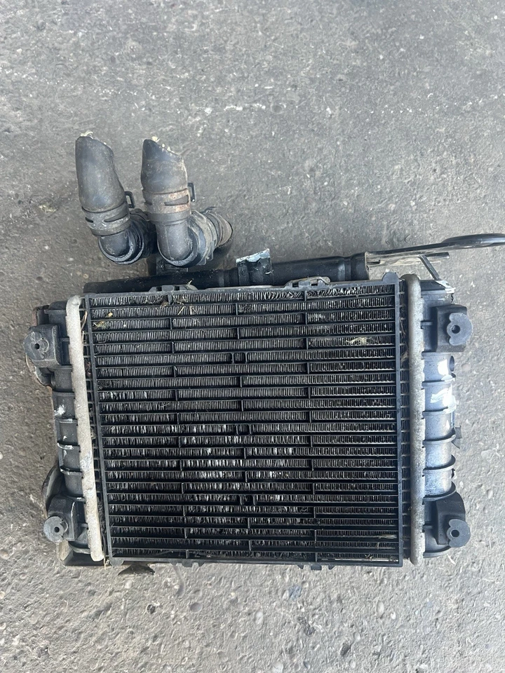 20-24 VW GOLF MK8 2.0 GASOLINA RADIADOR AUXILIAR ADICIONAL 5Q0121251HA Foto 2 de 4