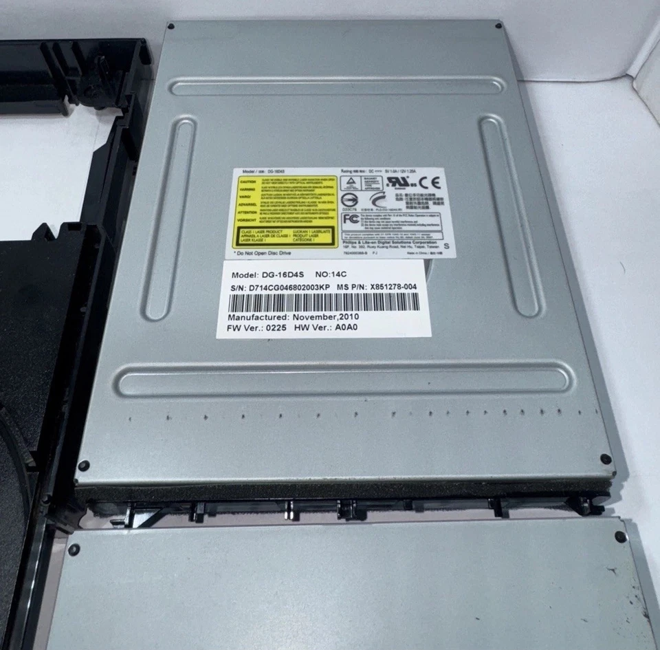 PHILIPS XBOX 360 Slim DVD Drives DG-16D4S for Parts or Repair Lot - Image 4 of 4