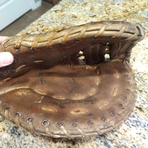 WILLIE MONTANEZ RAWLINGS First Base Baseball Glove Mit RHT FJ20 Phillies Vtg - Picture 10 of 12