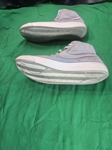Nike Men Gray High Top Sneakers Size 9.5 - Picture 3 of 5