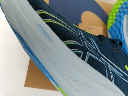 Zapatillas de deporte para mujer ASICS Gel-Nimbus 26 azul francés/lima eléctrica talla 6 del Reino Unido - Imagen 9 de 12