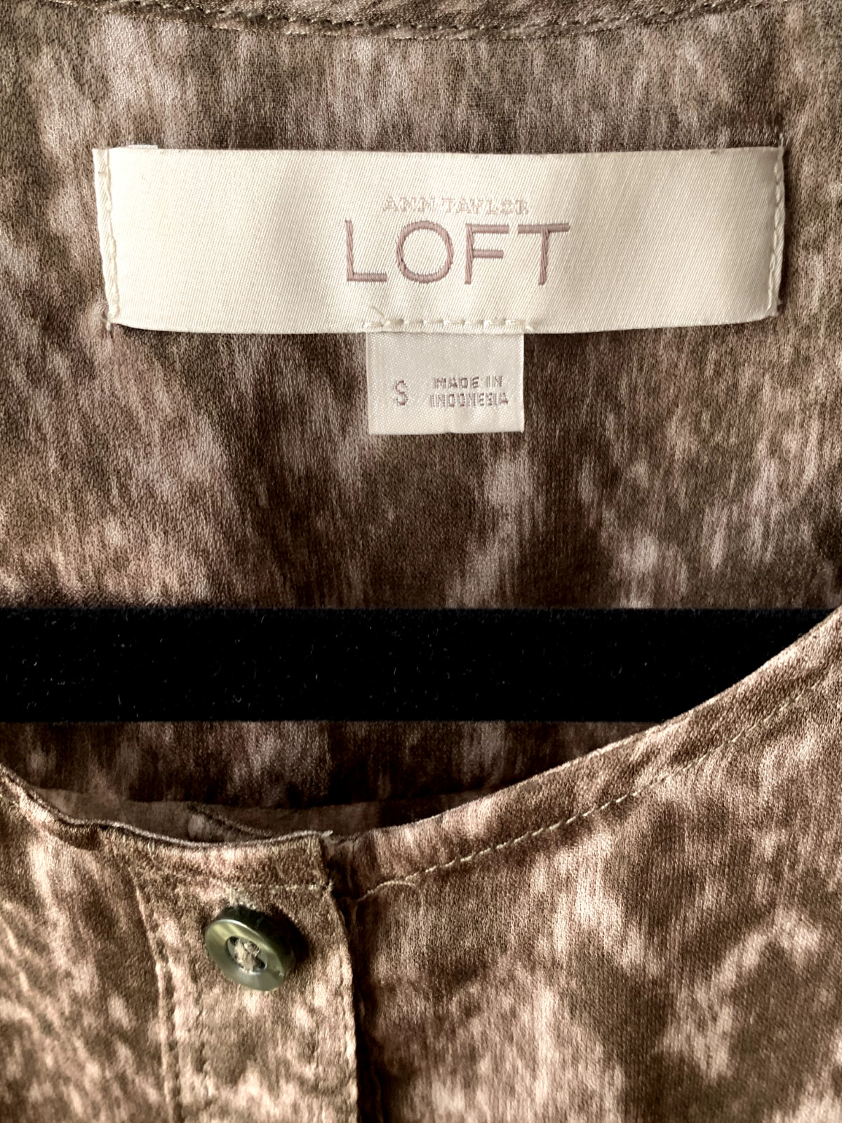 Ann Taylor LOFT Womens Small Python Print Button … - image 3