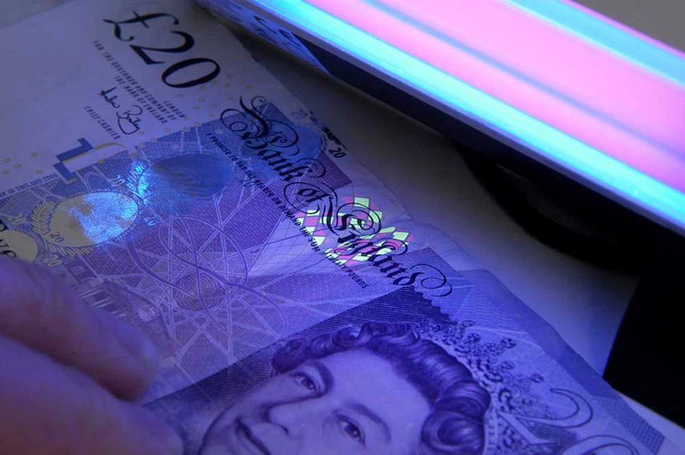 UVBrite® 4 x BLB-T5/4W 4 Watt Blacklight Bulb for UV Bank Note Money Checker - Image 4 of 4