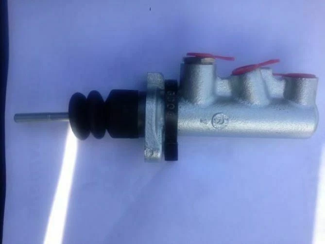 Compatible with MASSEY FERGUSON BRAKE MASTER CYLINDER 1471975M92 