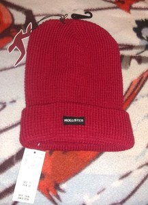 hollister beanie
