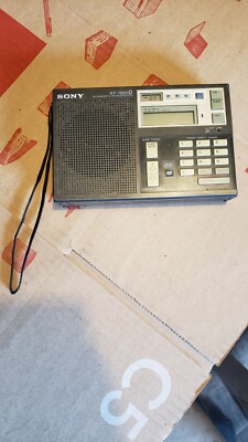 Sony ICF-7600D World Radio Receiver FM AM SW Shortwave Tested Vintage Radio Wh3