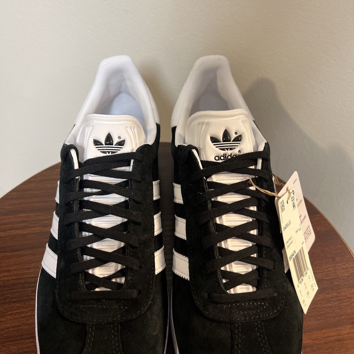 スニーカー ADIDAS ORIGINALS Men Sneakers Black BB5476 2HV New Adidas Originals Black & White Gazelle Shoes (BB5476