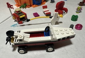 LEGO SpongeBob Set: Good Neighbors at Bikini Bottom 3834 Complete NO Minifigure