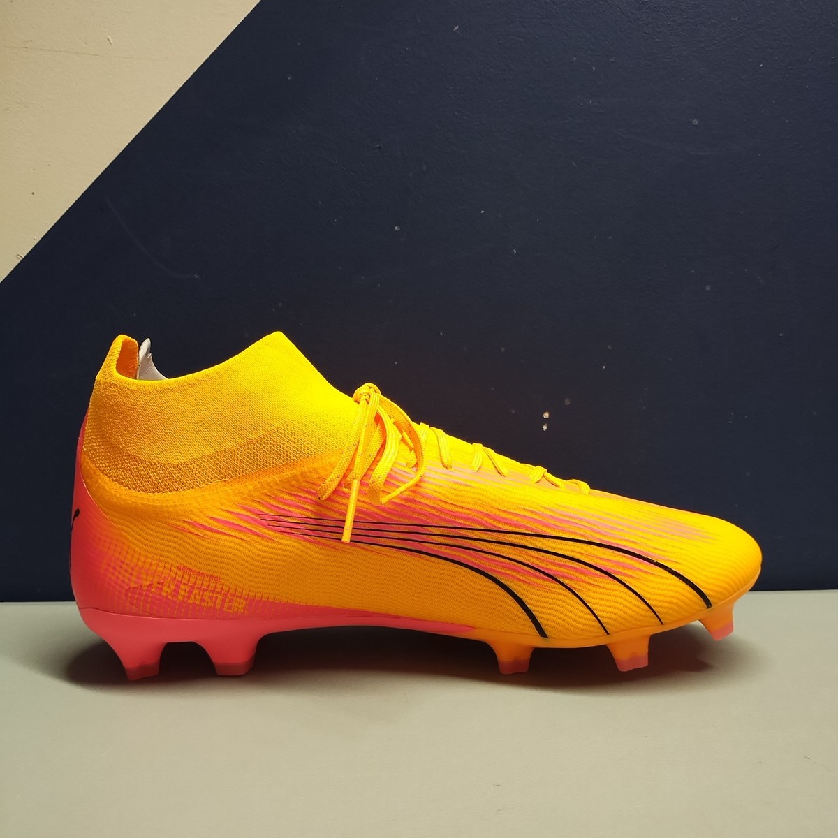 PUMA Ultra Pro FG/AG Soccer Cleats Mens Size 11.5 Multicolor  display picture 3