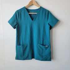 Figs Technical Collection top Womens size XS Scrubs Pockets V-Neck #FW1100