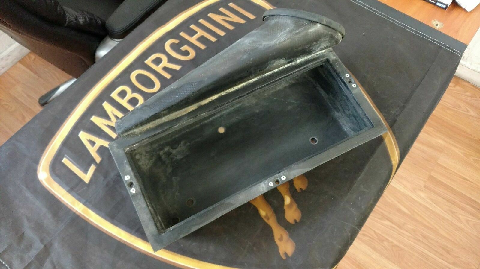 LAMBORGHINI MURCIELAGO RIGHT LOWER AIR INTAKE COVER BOX OEM 07M133838
