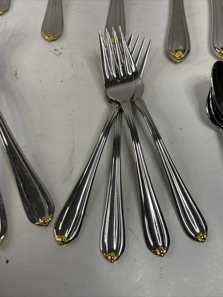 Juego de cubiertos de acero inoxidable Gorham Golden Melon Bud 18/8 31 piezas servicio para 4 Foto 4 de 4