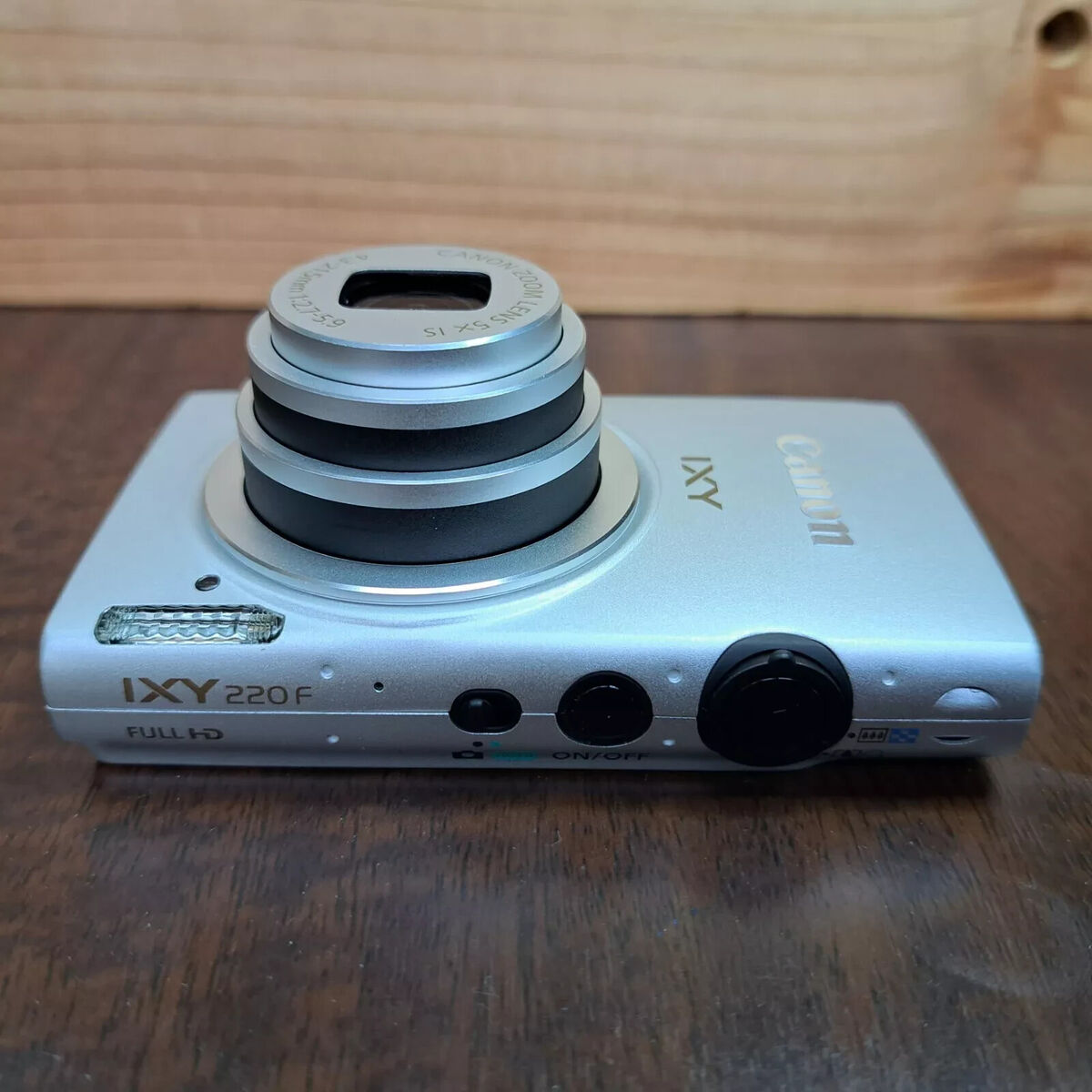 Canon IXY 220F 16.1MP Compact Digital Camera English Canon IXY 220F 16.1MP Compact Digital Camera English