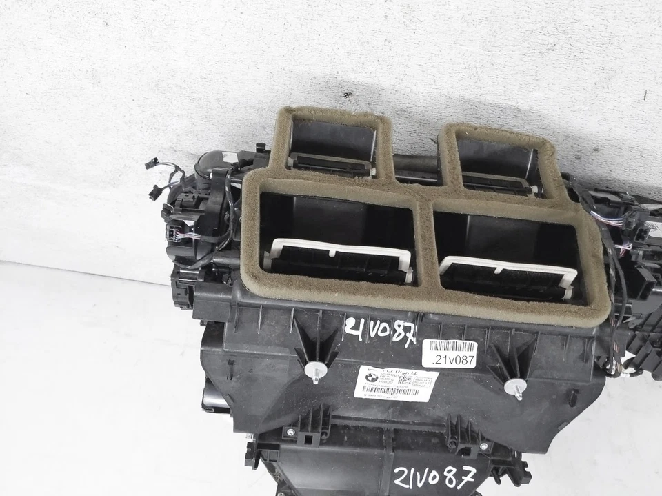 2012-2016 Bmw 328I седан передний ОВК переменного тока нагреватель сердечник 64-11-9-237-550 - Изображение 3 из 4