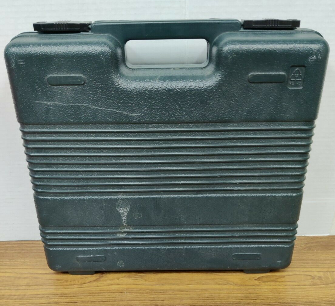 (106887) Hitachi DV 16VSS 5/8" Hammer Drill in Case *Used*