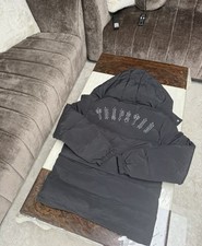 Trapstar Irongate Giubbotto imbottito nero e rosso taglia media