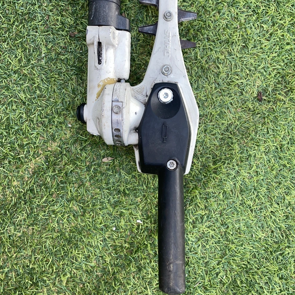 Stihl hl km 145  Adjustable Hedge Attachment - Image 2 of 4