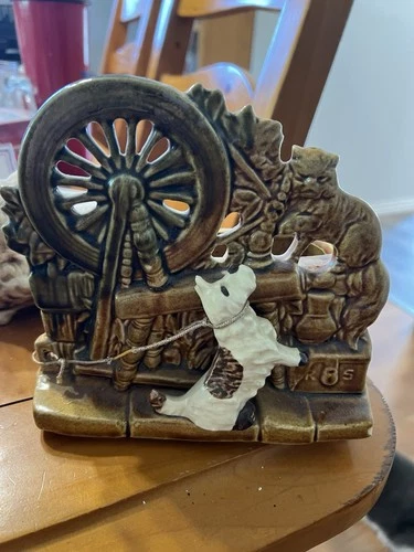 Vintage McCoy 1950's Planter Vase Spinning Wheel w/Scottie Dog and Cat