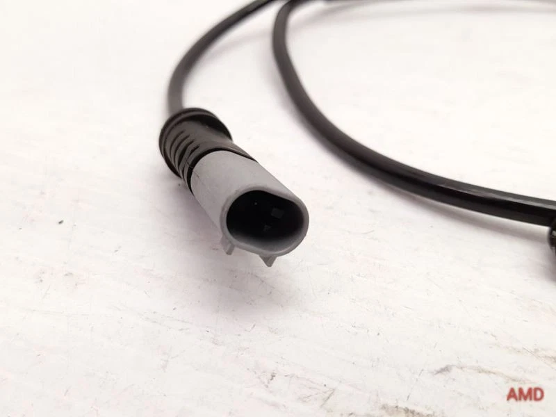 Sensor de desgaste de pastillas de freno traseras BMW 328i 328xi 335xi 335i F30 2014 34356792292 Foto 2 de 3