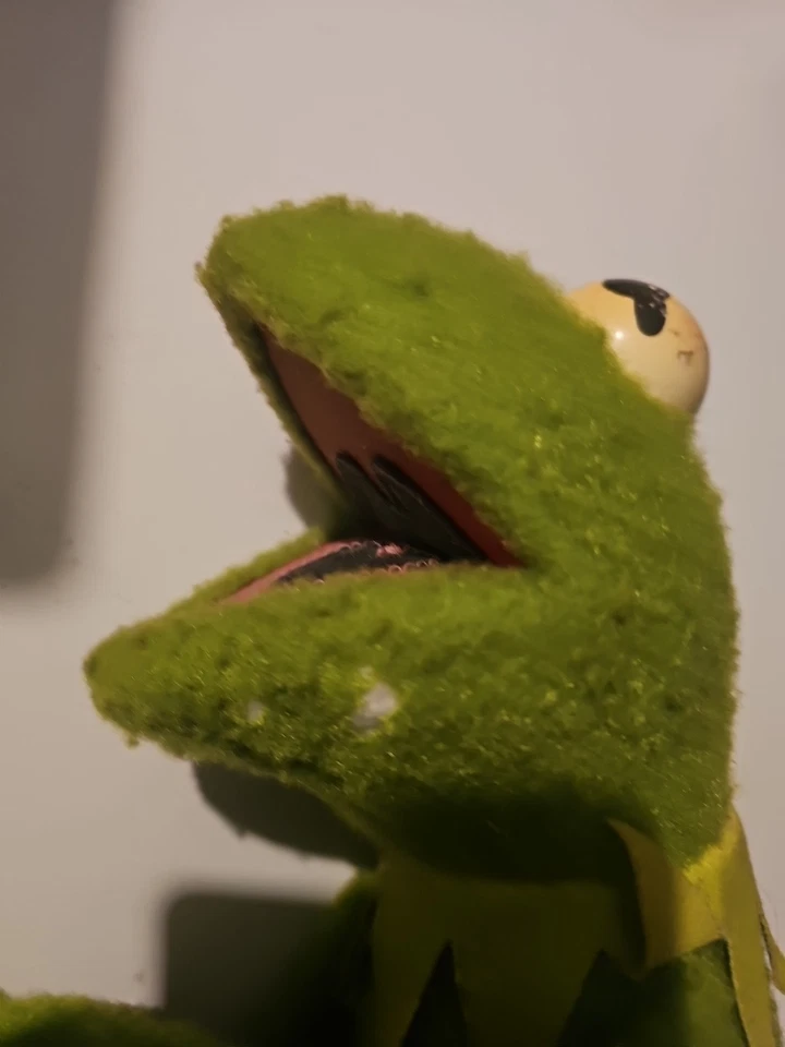 Vintage 1976 Fisher Price Kermit the Frog 18” Stuffed Plush Doll RARE Sime Wear - Image 4 of 4