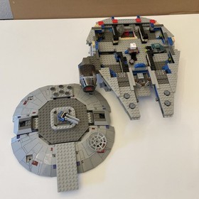LEGO Star Wars: Millenium Falcon 7190 Near Complete with Manual, No Box READ