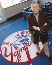 GEORGE STEINBRENNER New York Yankees Borderless 5x7 PHOTO (145-o )