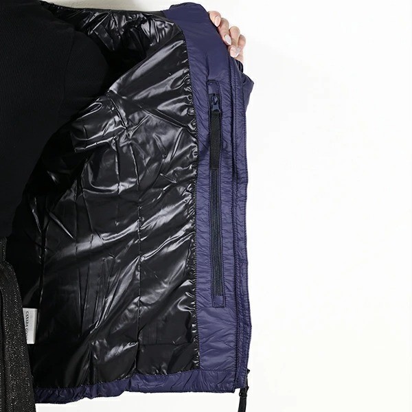 CANADA GOOSE  DOWN JACKET used from JPN thumbnail 6
