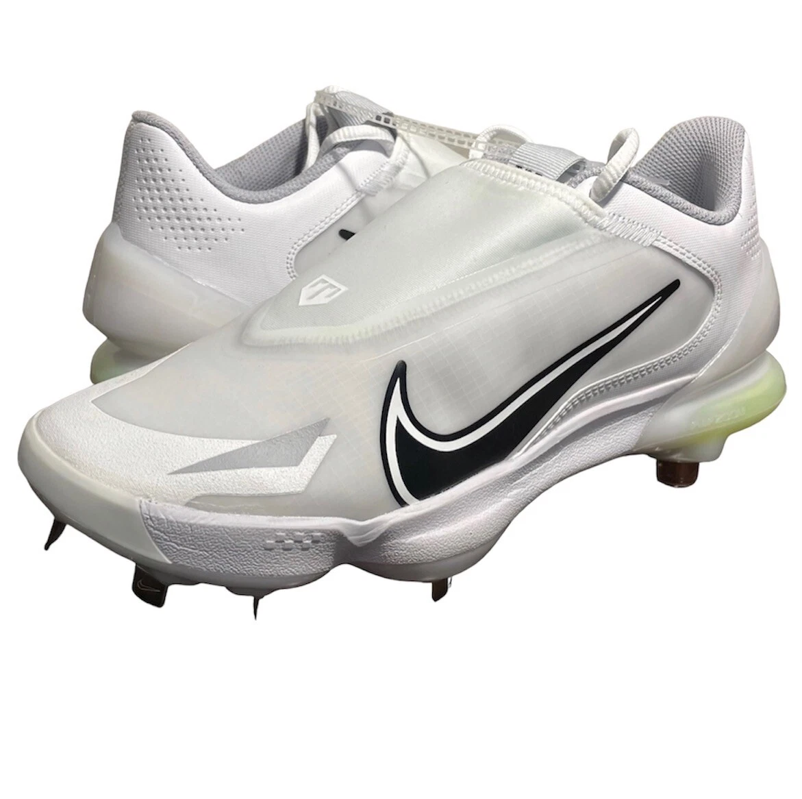 baseball cleats size 7.5