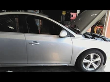 (LOCAL PICKUP ONLY) Passenger Front Door VIN P 4th Digit Limited Fits 12-16 CRUZ