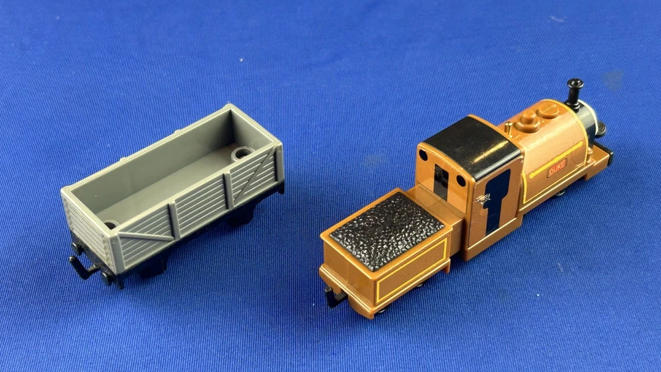 DUKE & TENDER + CAMIÓN PROBLEMÁTICO (1995, 2004) Bandai Nakayoshi Series Thomas Foto 3 de 4