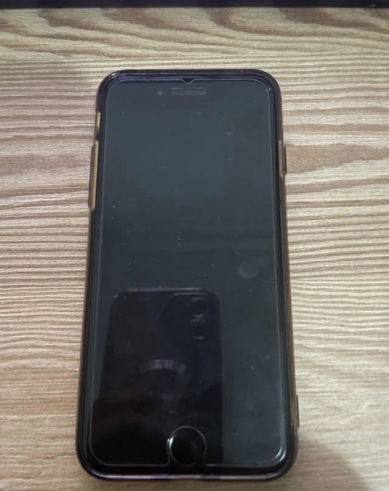 Apple iPhone 7 - 32GB - Negro (Libre) - Imagen 3 de 3