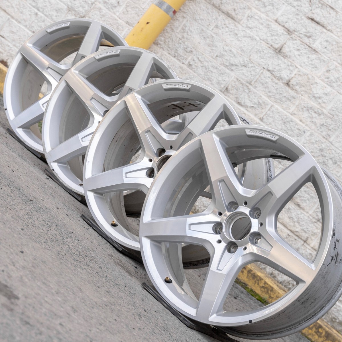 Mercedes CLS400 CLS550 SL400 SL550 19