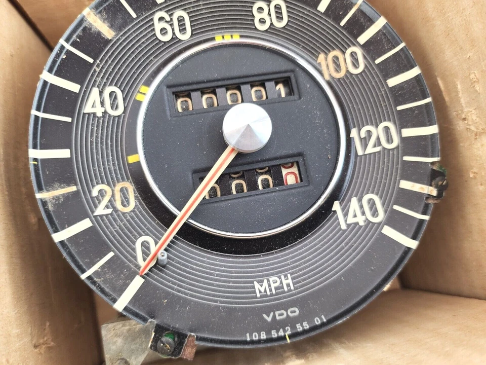 NOS Genuine Mercedes Speedometer Assembly W108 W109 280S 140MPH 1085425501 Foto 2 de 4